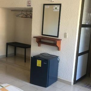 Habitación con 2 Camas Individuales